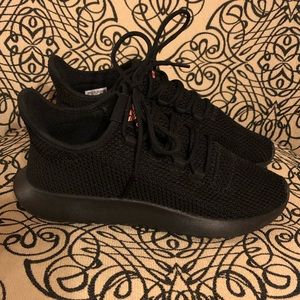 Black adidas tubular shadow